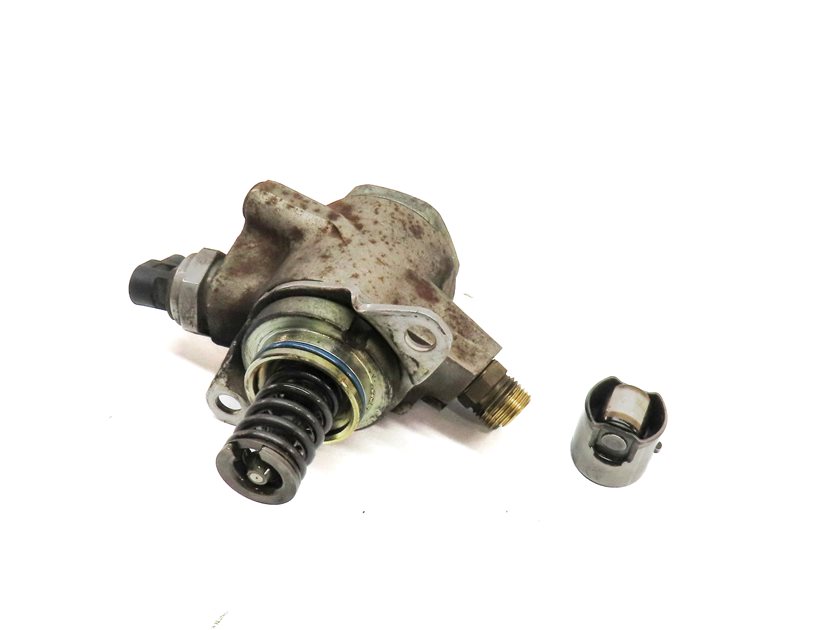 12-17 AUDI A6 A7 A8 Q5 Q7 S4 S5 (B8 8K 8T C7 4L) 3.0L HIGH PRESSURE FUEL PUMP — exact item pictured